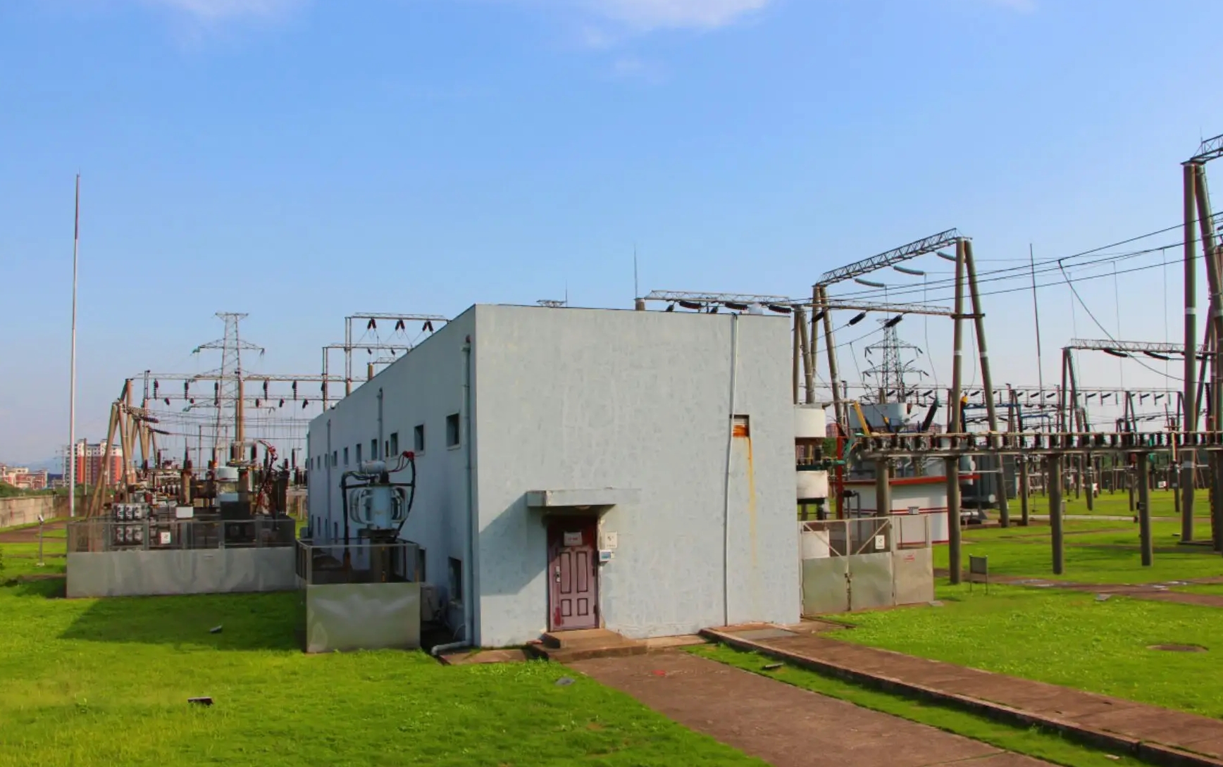 化工廠(chǎng)變電所電壓多少伏?化工廠(chǎng)電壓應(yīng)該達(dá)到多少 化工廠(chǎng)變電所電壓多少伏?化工廠(chǎng)電壓應(yīng)該達(dá)到多少